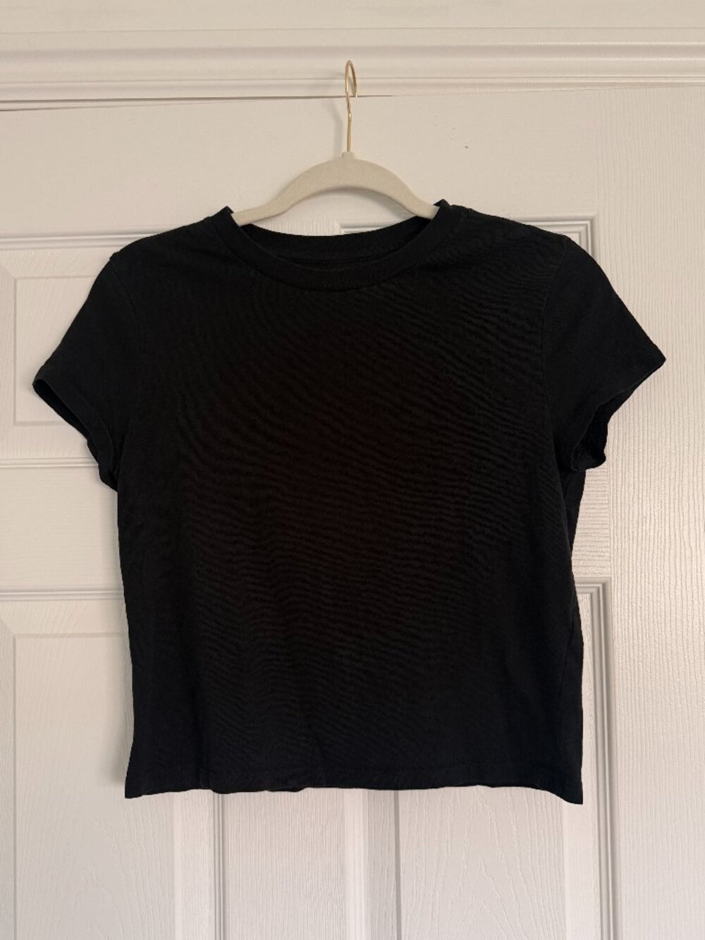 Banana Republic Black Fitted Cropped Crew Neck Baby Tee Small Petite